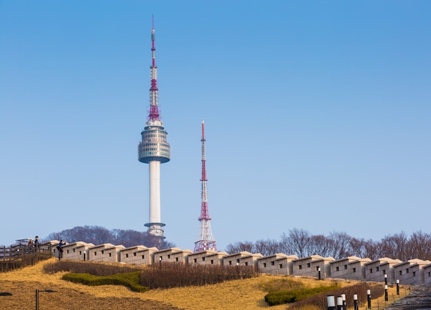 Iglica wieży N Seoul