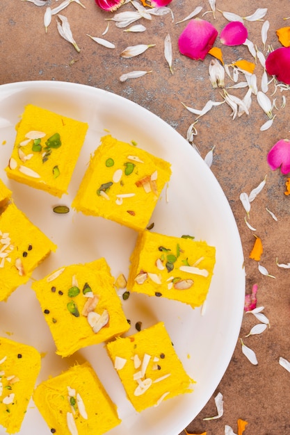 Indyjskie specjalne tradycyjne słodkie jedzenie Soan Papdi