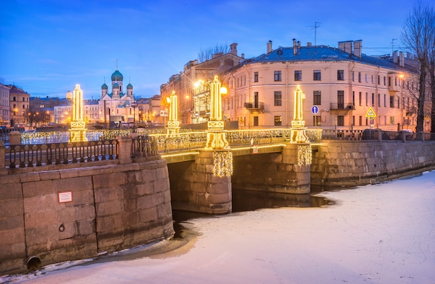 Isidorovskaya Church I Pikalov Bridge W Sankt Petersburgu