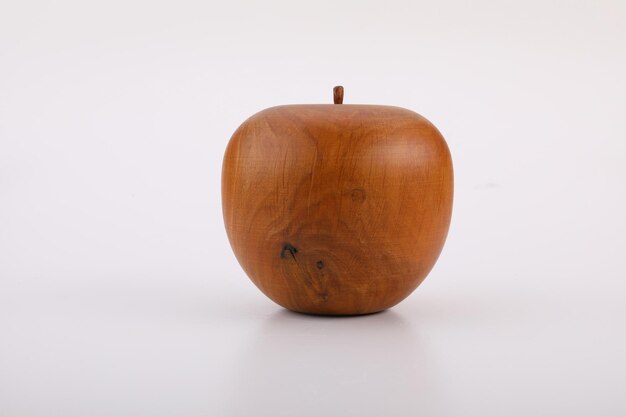 jabłko wykonane z drewna dekoracyjnego pięknego jako element dekoracyjny do wystroju wnętrz