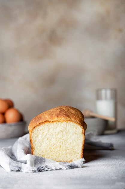 Japoński chleb brioche domowej roboty