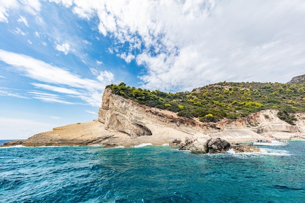 Jaskinie Keri i klif w Zakynthos Grecja Morze Jońskie