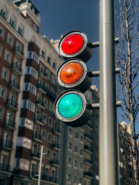 Jasne światła Drogowe W Centrum Miasta