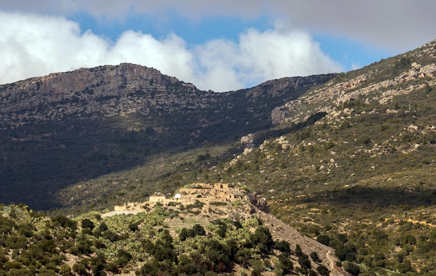 Jebel Bargou Majestatyczna góra Tunezji