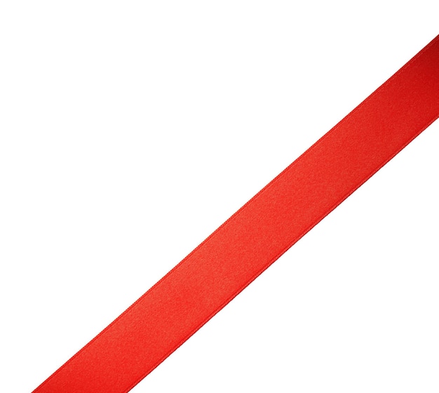 Zdjęcie jedna czerwona ukośna wstążka na białym tle