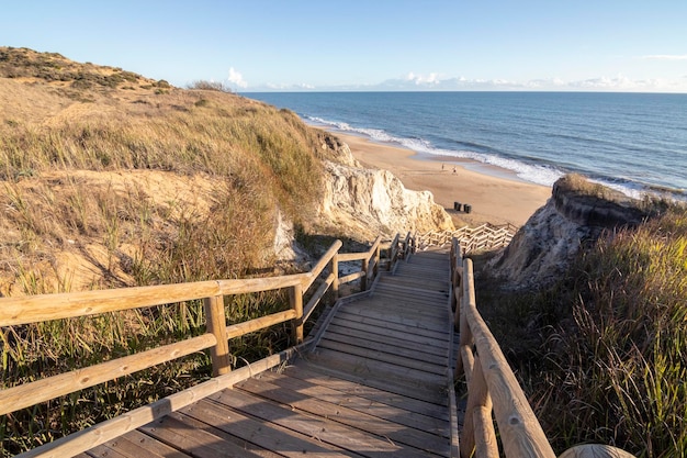 Jedna z najpiękniejszych plaż w Hiszpanii, zwana (Cuesta Maneli, Huelva) w Hiszpanii.