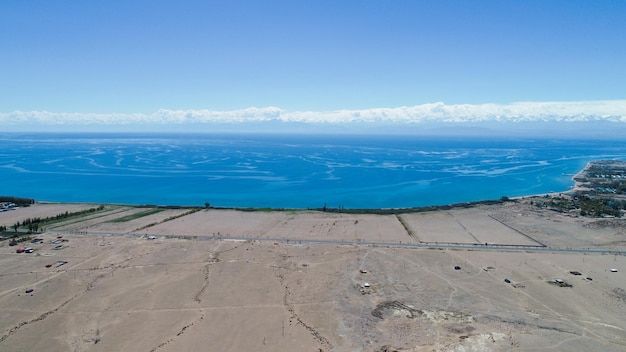 Jezioro Issyk Kul w Kirgistanie