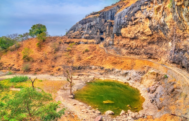 Jezioro Sita Ki Nahani W Kompleksie Jaskiń Ellora Maharashtra India