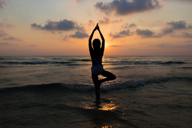 joga na plaży