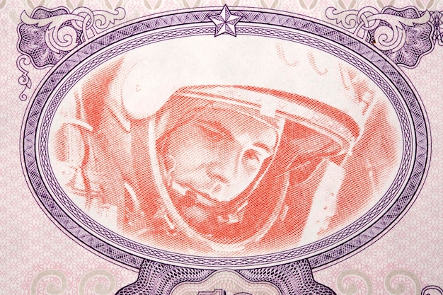 Jurij Gagarin portret z pieniędzy