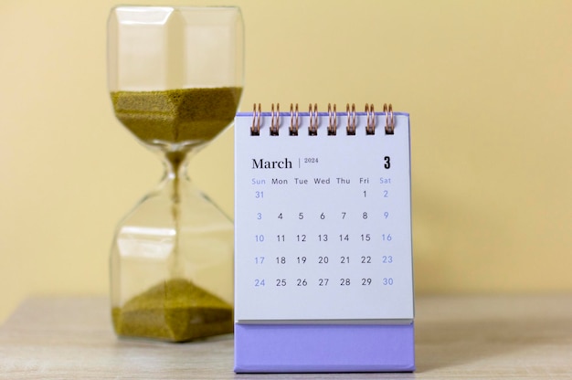 Kalendarz na marzec 2024 r. Kalendarz biurowy do planowania