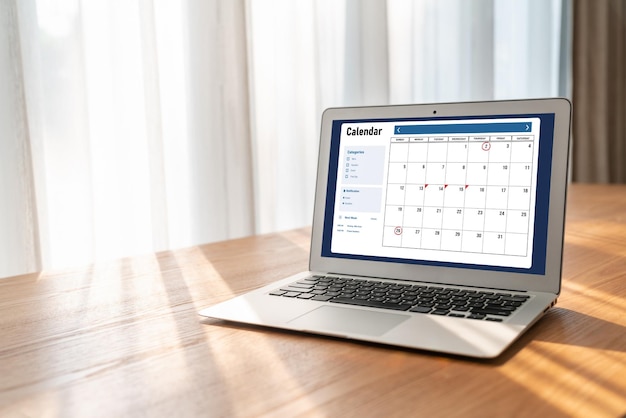 Kalendarz w aplikacji komputerowej do modnego planowania harmonogramu dla osobistego organizatora i biznesu online