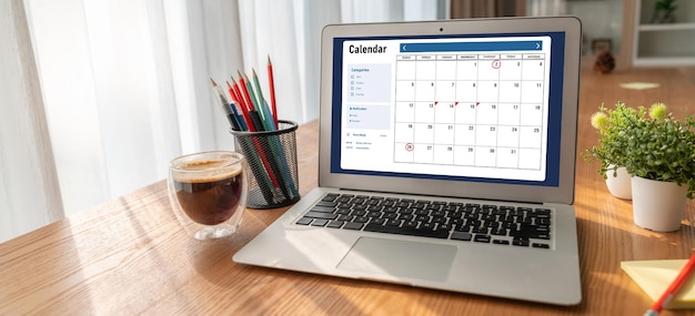Kalendarz w aplikacji komputerowej do modnego planowania harmonogramu