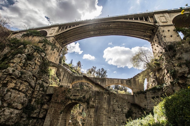 Kamienny most w mieście Constantine, Algieria