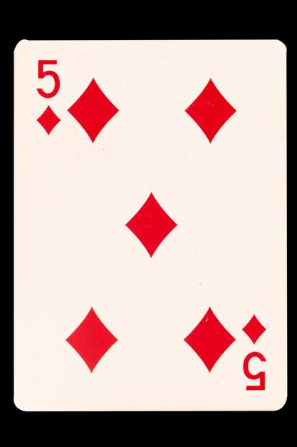 Zdjęcie karta do gry 5 diament izolowany na białym tle