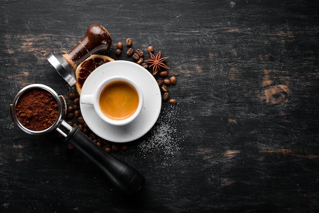 Kawa espresso Na drewnianym tle Widok z góry Wolne miejsce na kopię