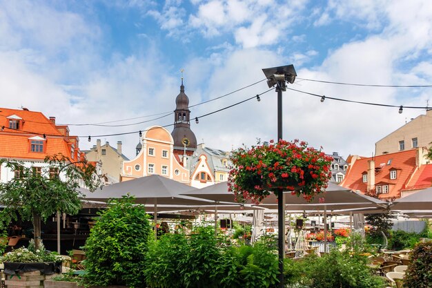 Kawiarnia I Restauracje Na Centralnym Rynku Starego Europejskiego Miasta