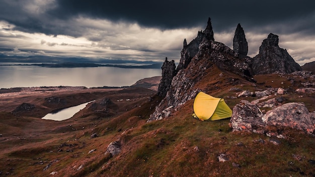 Kemping w Old Man of Storr w Szkocji