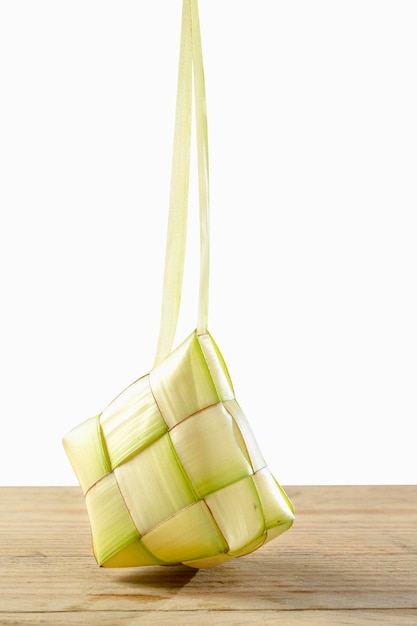 Ketupat Rice Dumpling to tradycyjna potrawa Indonezji podczas eid al fitr