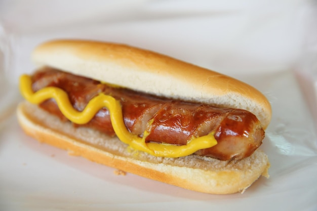 Kiełbasa hot dog z bliska