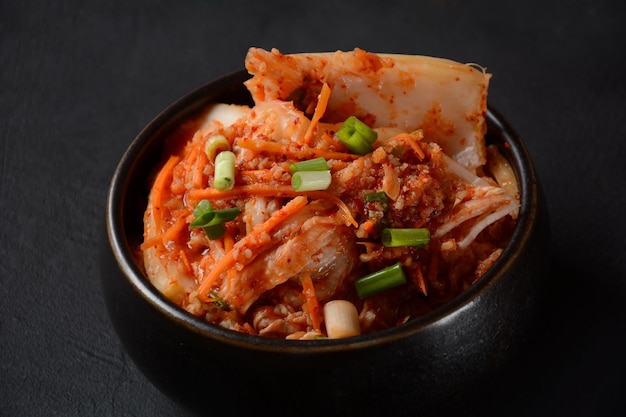 Kimchi W Czarnej Misce Tradycyjne Koreańskie Jedzenie