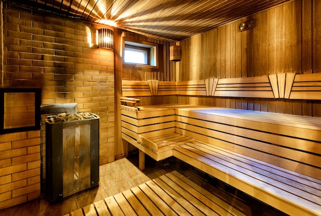 Klasyczna drewniana sauna