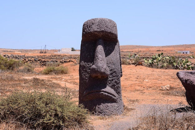Klasyczna maska Moai