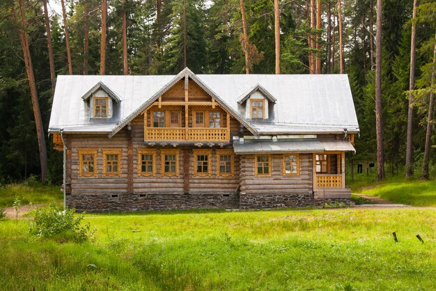 Zdjęcie klasztor smoleński na wyspie valaam, rosja karelia