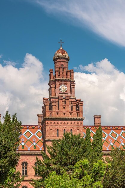 Klasztorne skrzydło Rezydencji Metropolitów Bukowiny i Dalmacji w Czerniowcach na Ukrainie