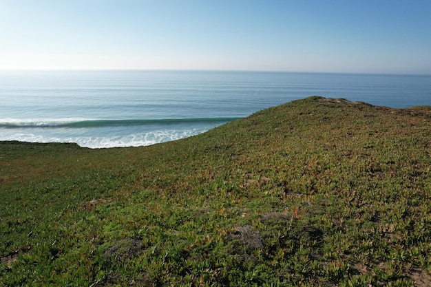 Klify i park skalny Ocean Mussell w Pacifica w Kalifornii