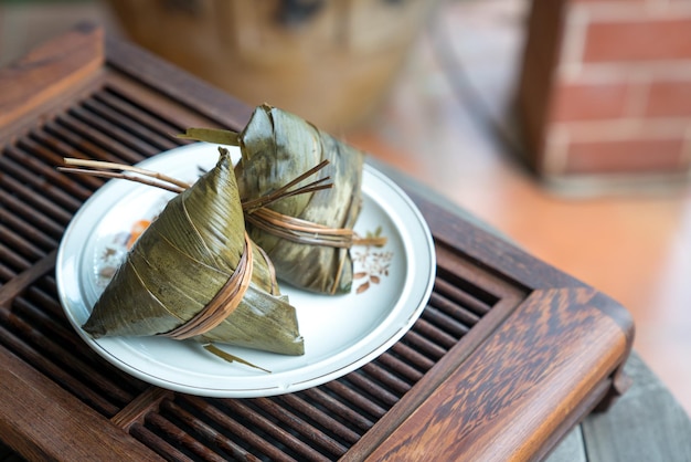 Knedle ryżowe Zongzi na chiński tradycyjny festiwal łodzi