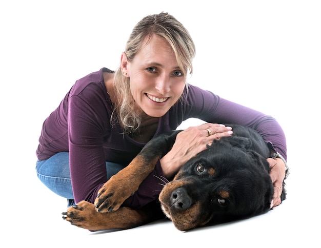 kobieta i rottweiler