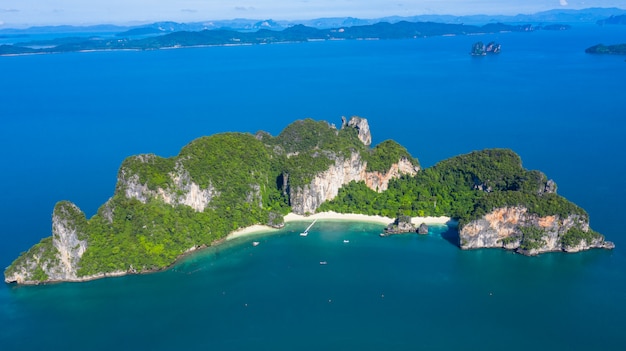 Koh Hong lub Ko Hong wyspa w Krabi andaman morzu od above, piękna wyspa i plaża Krabi, Tajlandia.