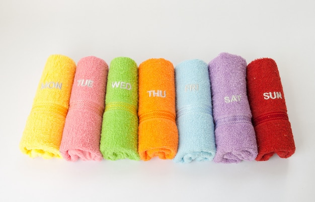 kolorowe rolki ręczników