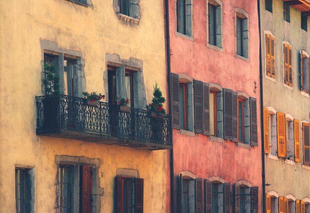 Kolorowy Budynek I Okna Na Starym Mieście W Annecy We Francji