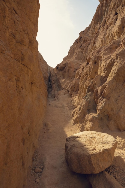 Kolorowy Kanion w Dahab na Półwyspie Synaj Południowy Egipt Pustynne skały wielobarwnego piaskowca w tlex9