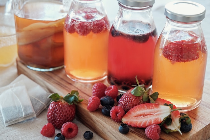 Zdjęcie kombucha second fermentowana herbata owocowa, żywność probiotyczna