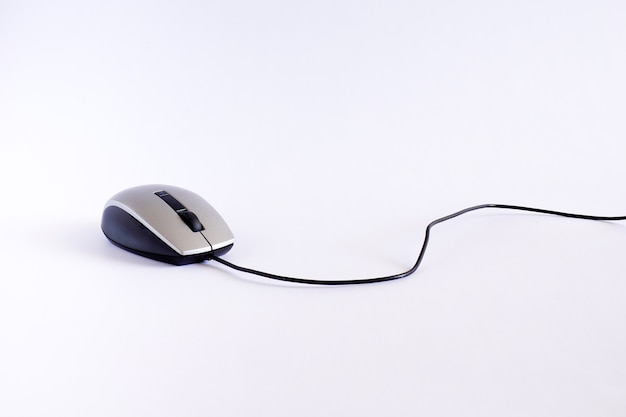 Komputerowa mysz wz białym tłem