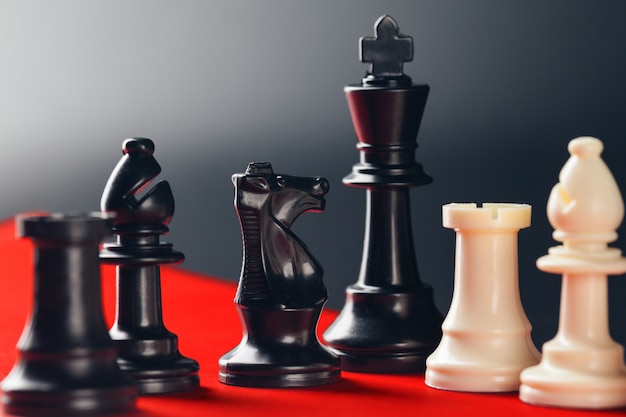 Koncepcja biznesowa szachy, lider i sukces.