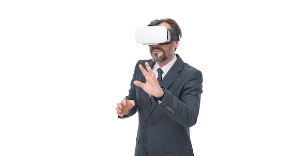 Koncepcja biznesowa vr biznesmen w okularach vr wirtualna rzeczywistość w okularach vr uśmiechnięty biznesmen