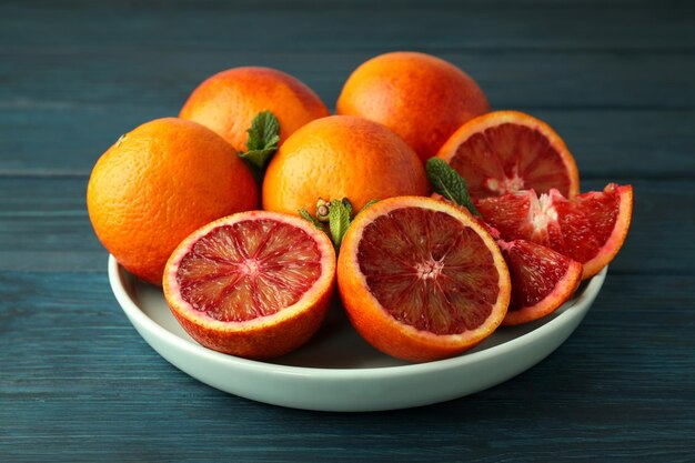 Koncepcja cytrusów z czerwoną pomarańczą z bliska