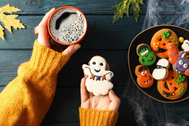 Koncepcja Halloween słodycze śmieszne słodycze widok z góry
