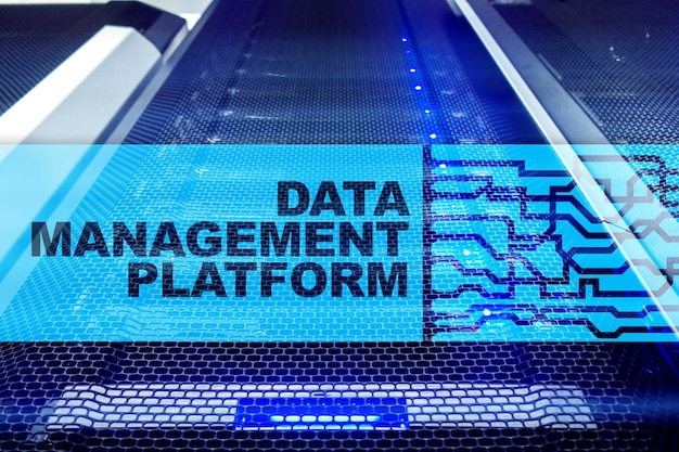 Koncepcja Platformy Do Zarządzania Danymi I Analizy Na Tle Serwerowni