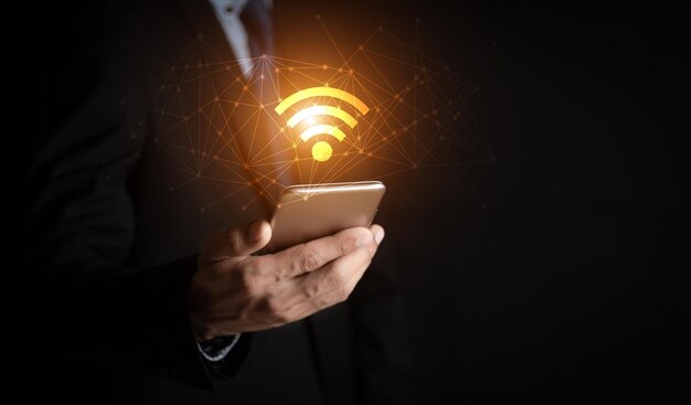 Koncepcja sieci bezprzewodowej Wi-Fi. Darmowa koncepcja technologii internetowej sygnału sieci Wi-Fi