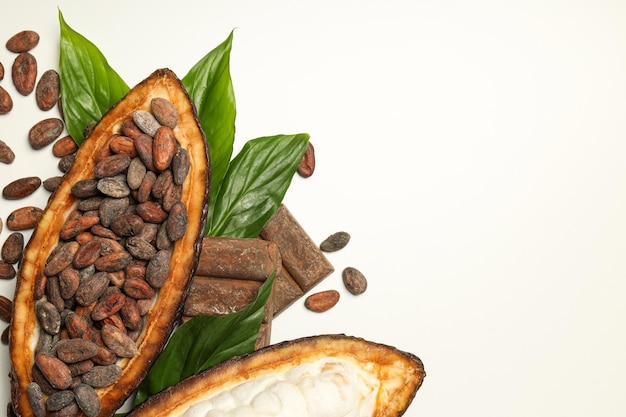 Zdjęcie koncepcja świeżych i aromatycznych ziaren kakaowca