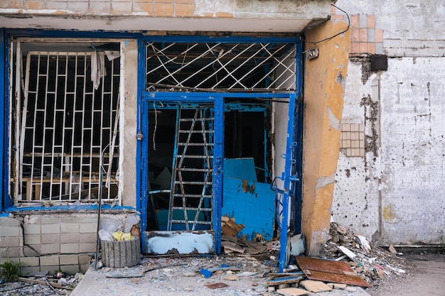 Konsekwencje bombardowania domów cywilnych inwazja Rosji na Ukrainę