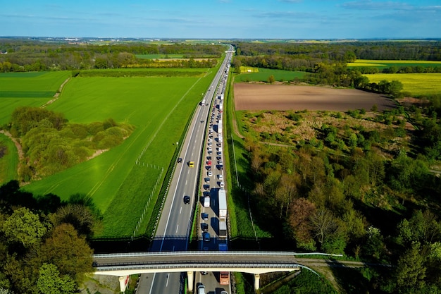 Korek na autostradzie A4 w Polsce widok z lotu ptaka