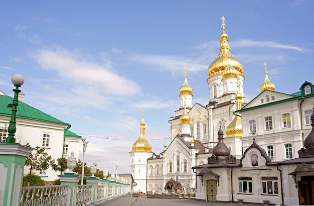 Kościół Ławry w Poczajewie na Ukrainie. maj 2021