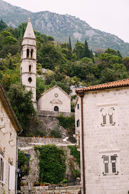 Kościół Matki Bożej Różańcowej Na Tle Gór Perast Czarnogóra