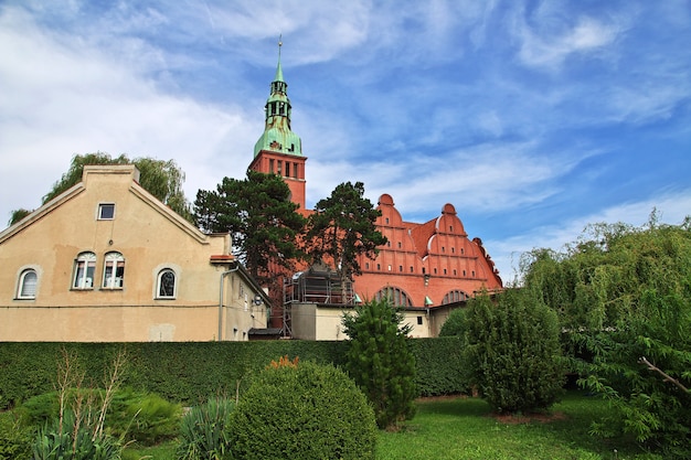 Kościół w małej wsi w Polsce